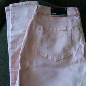 Light salmon ana jeans